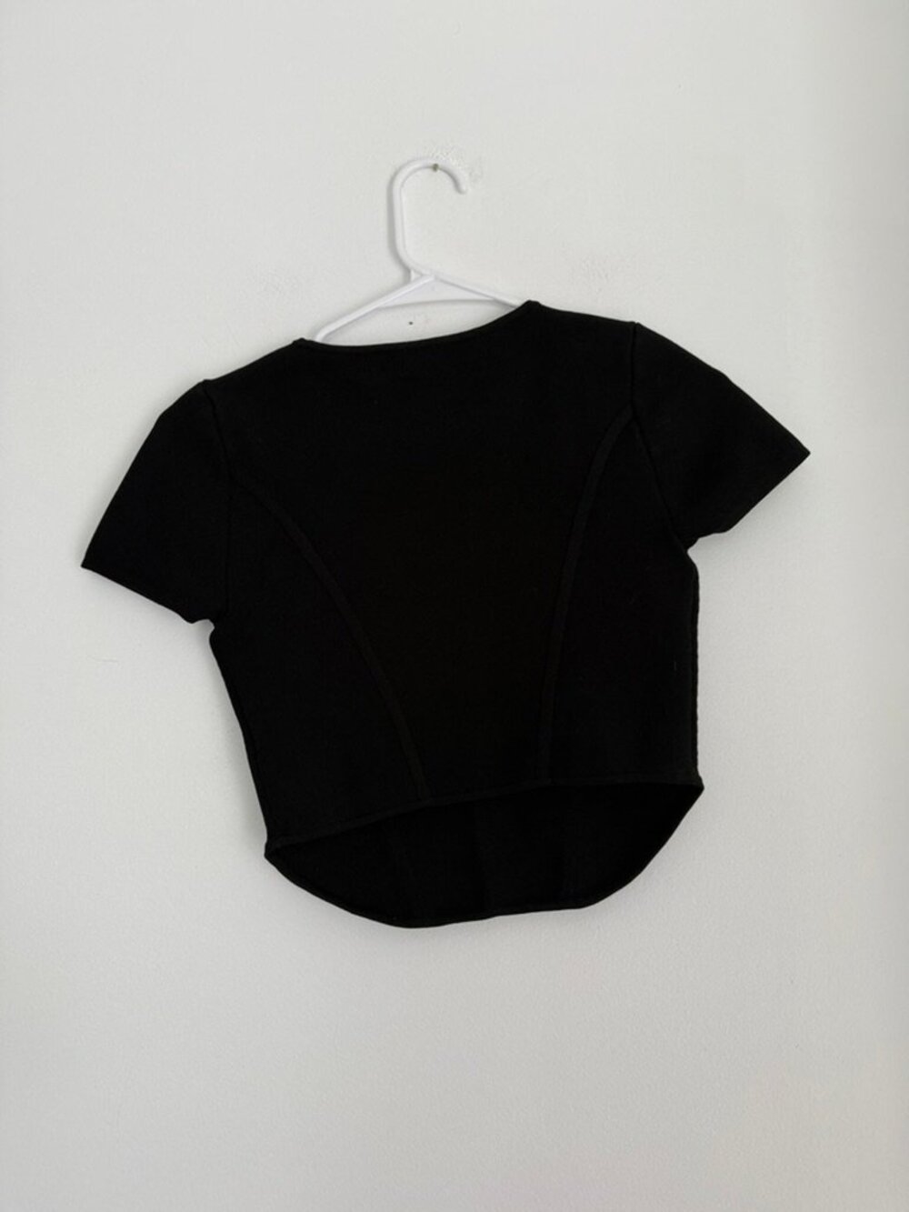 Aritzia Black Short Sleeve Crewneck Tee - Picture 8 of 9